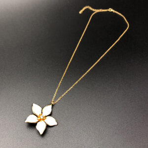 Vanilla Lily Pendant